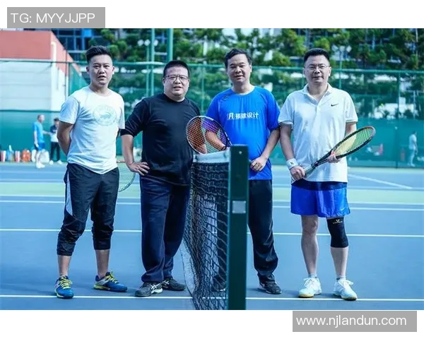 重庆网球队配合引发热议球员间默契与争议的背后故事 重庆网球队配合引发热议球员间默契与争议的背后故事